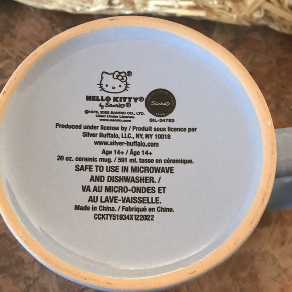 Hello Kitty ceramic coffee mug - Picture 6 of 7
